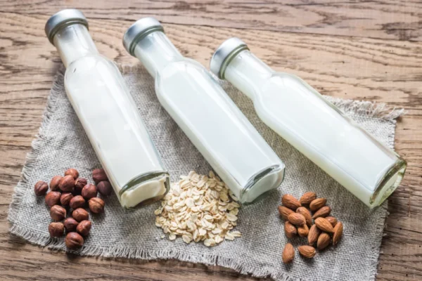 Benefits of Plant-Based Milk: A Guide to Dairy Alternatives